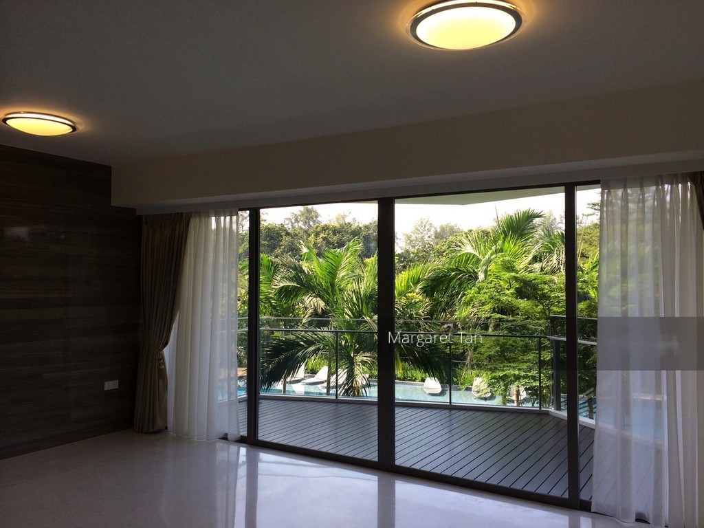 SilverSea thumbnail photo